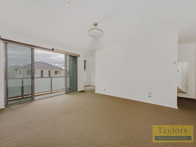 15 Boathouse Drive, Caroline Springs VIC 3023, Caroline Springs - Thumbnail 6