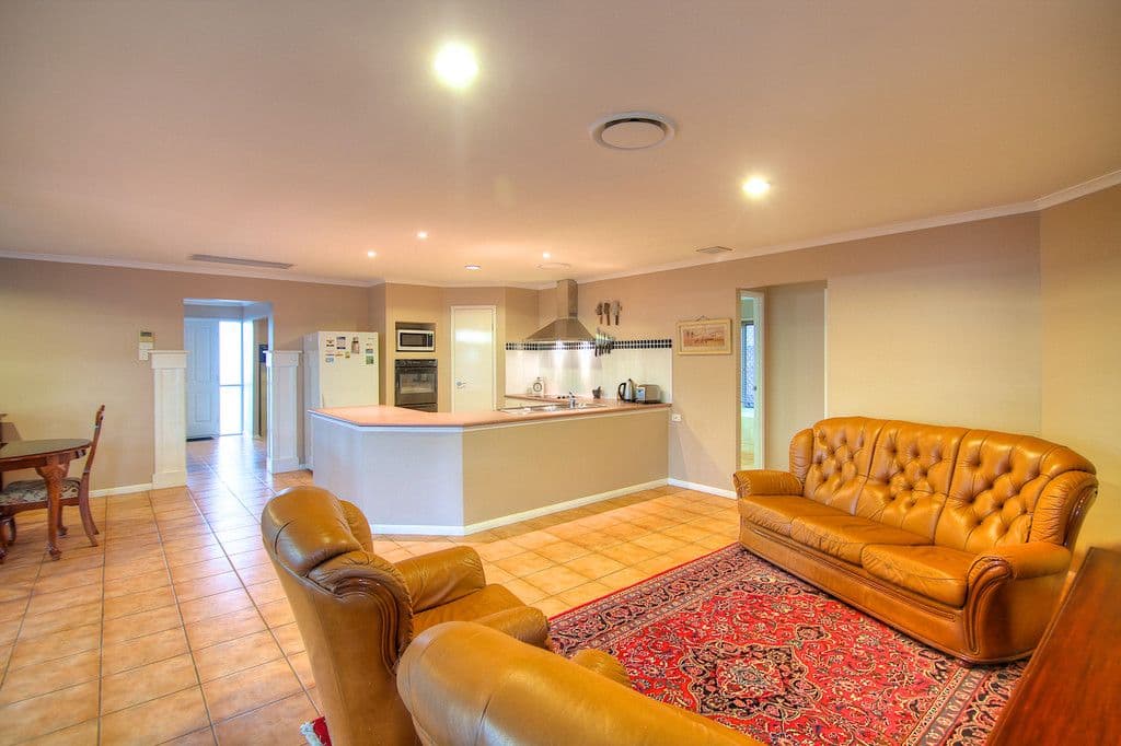 22 Chaille Court, Brassall QLD 4305, Brassall - Thumbnail 6