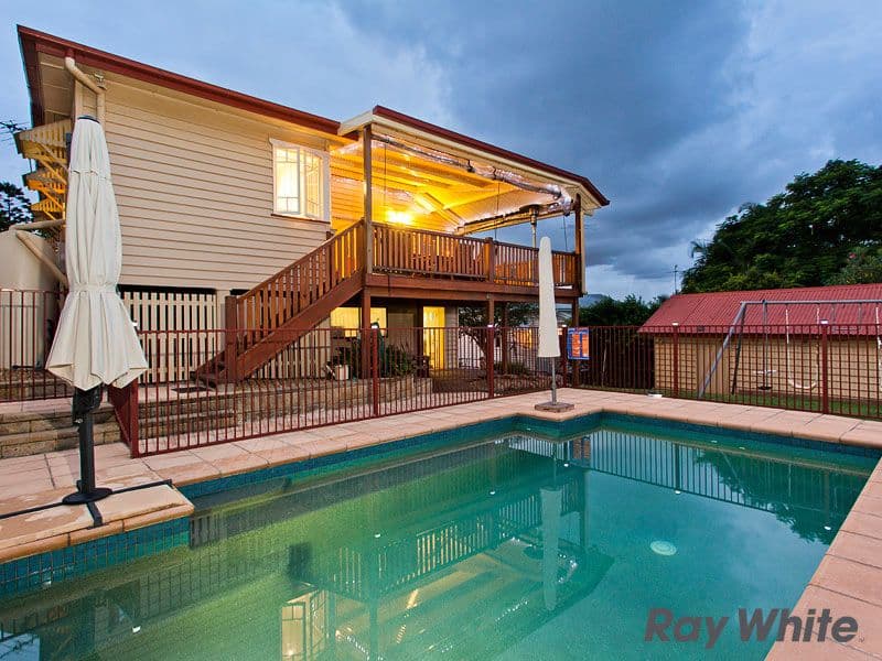15 Annie Street, WINDSOR QLD 4030, Windsor - Thumbnail 2
