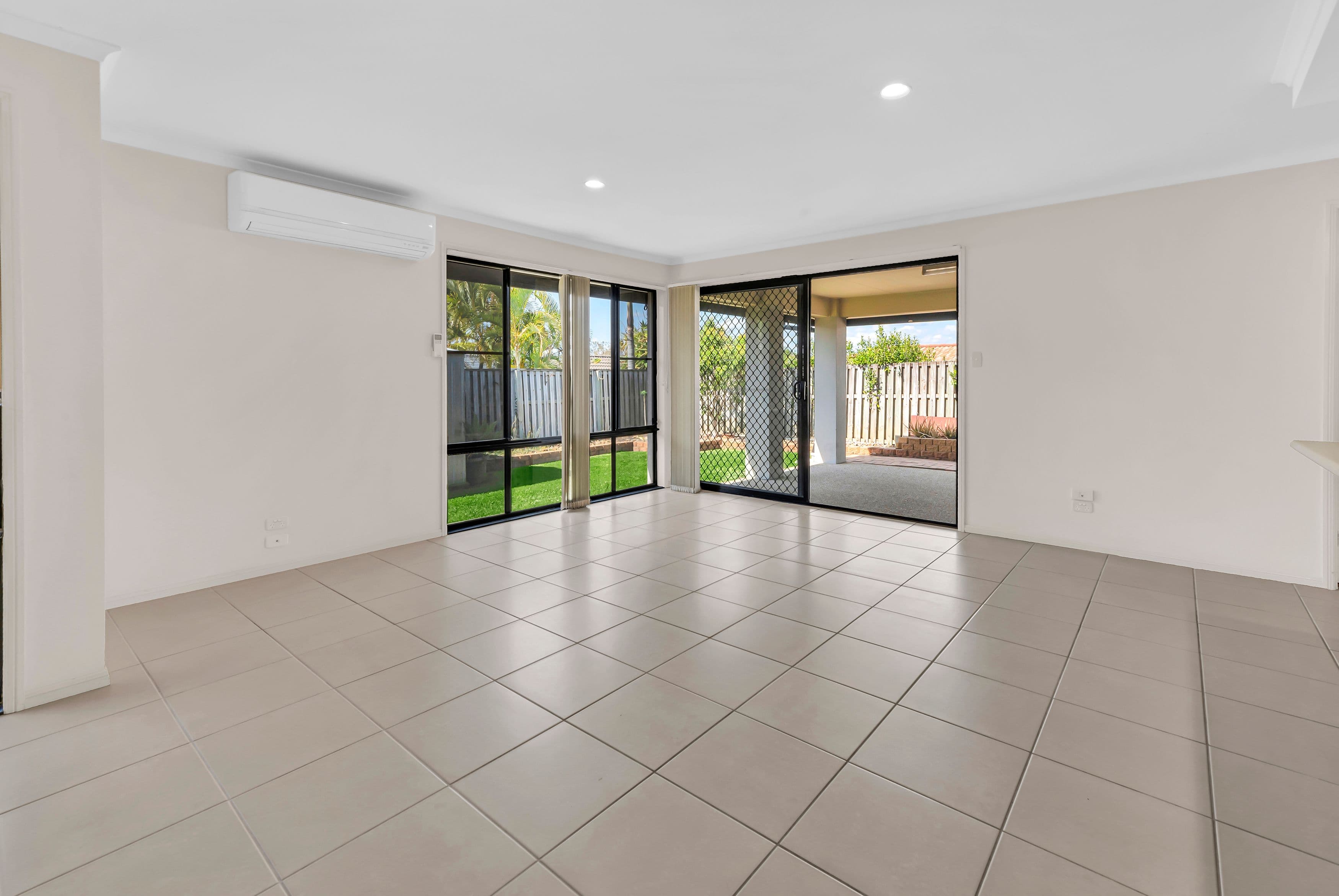 13 Glasswing Drive, Upper Coomera QLD 4209, Upper Coomera - Thumbnail 4