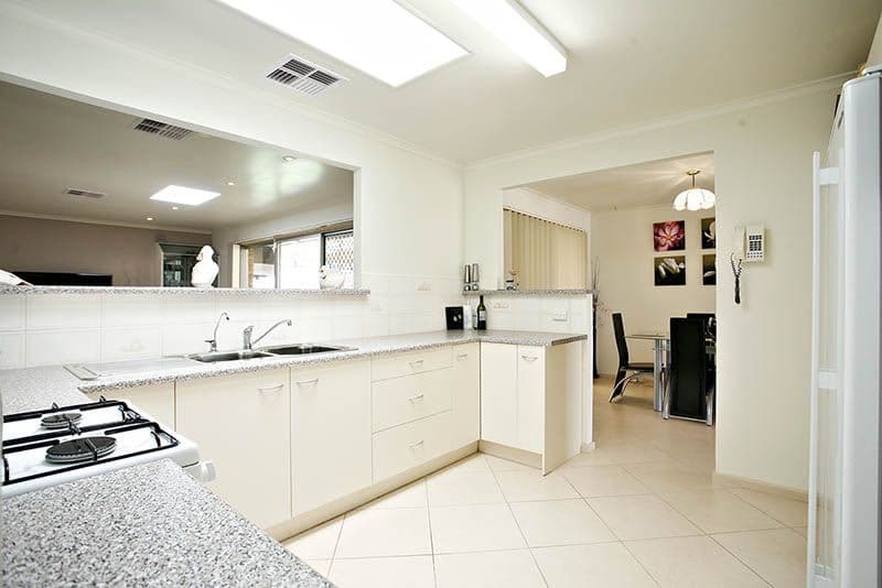28 Alabama Road, HAPPY VALLEY SA 5159, Happy Valley - Thumbnail 2