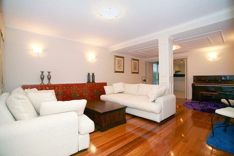 5 Glendora Lane, DONCASTER EAST VIC 3109, Doncaster East - Thumbnail 2