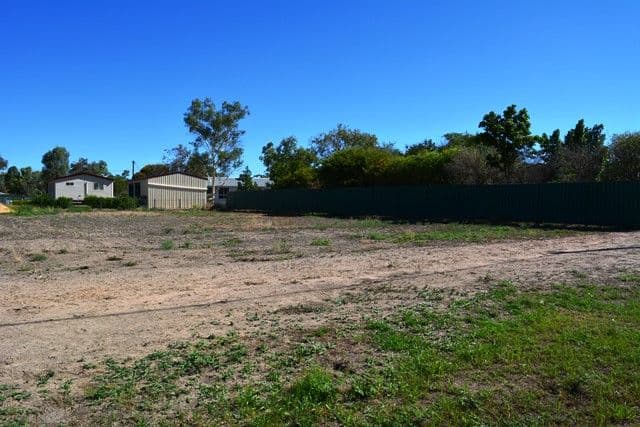 116 Rose Street, Blackall QLD 4472, Blackall - Thumbnail 2