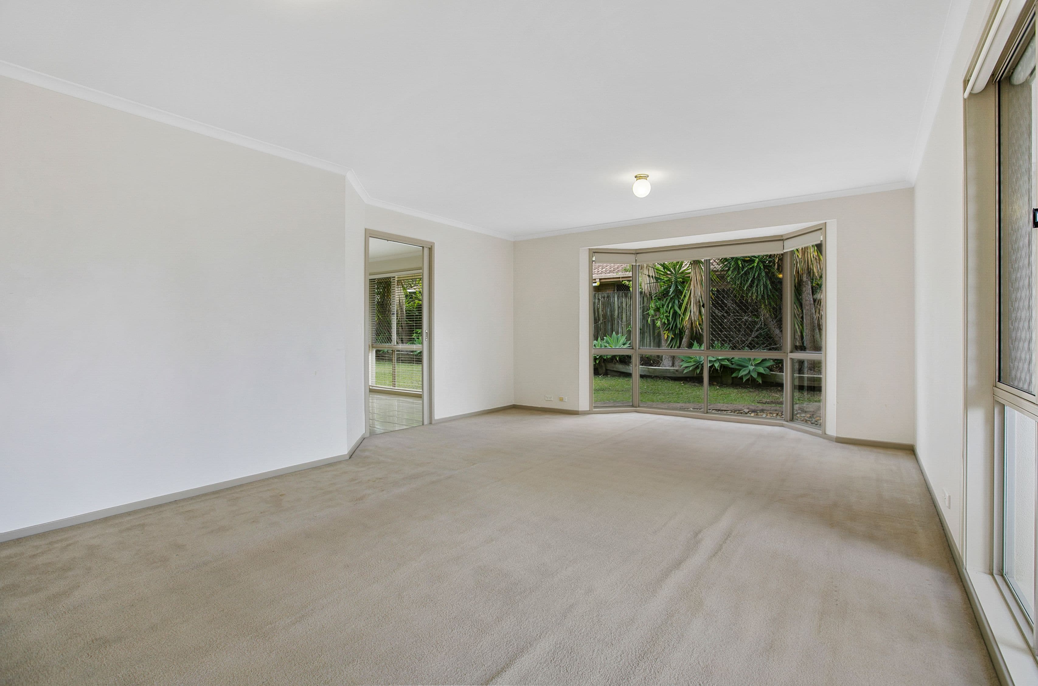 128 Crotona Road East, Alexandra Hills QLD 4161, Alexandra Hills - Thumbnail 2