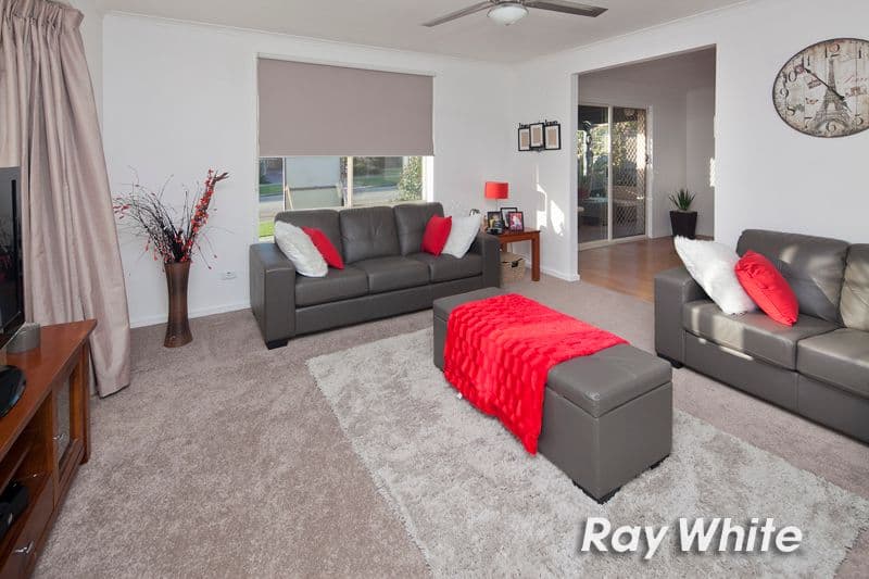 8 Glendale Close, Langwarrin VIC 3910, Langwarrin - Thumbnail 3