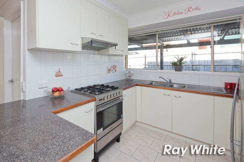 8 Glendale Close, Langwarrin VIC 3910, Langwarrin - Thumbnail 4