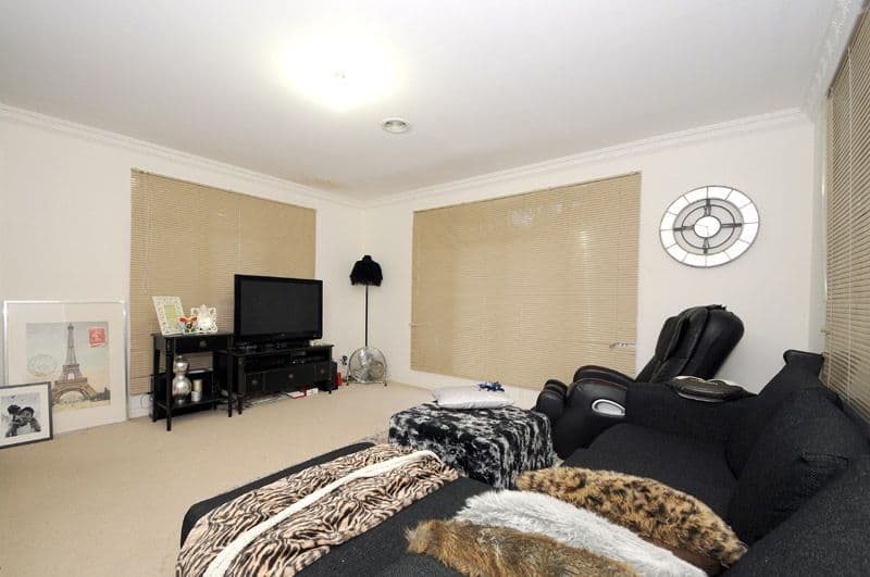 328 Waverley Road, MOUNT WAVERLEY VIC 3149, Mount Waverley - Thumbnail 4