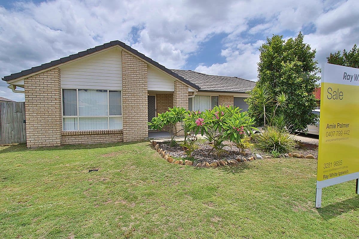 12 McInnes Street, Lowood QLD 4311, Lowood - Thumbnail 2
