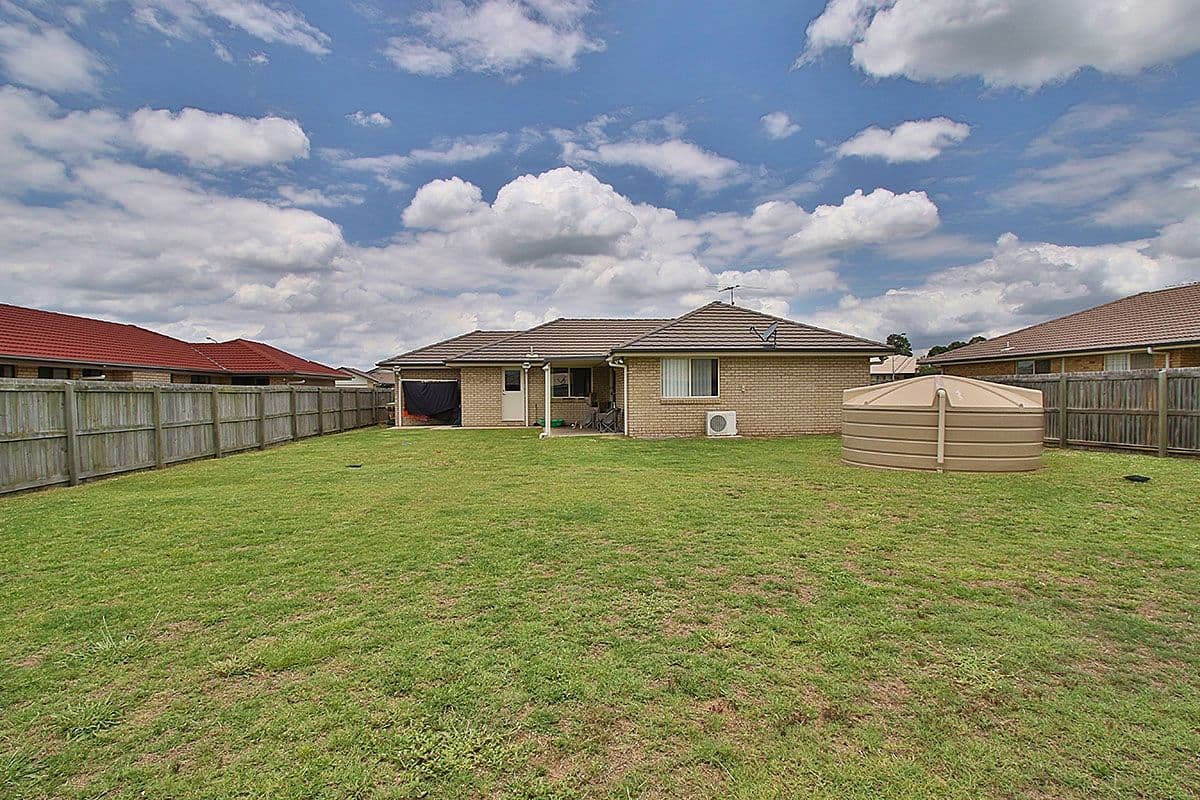 12 McInnes Street, Lowood QLD 4311, Lowood - Thumbnail 3