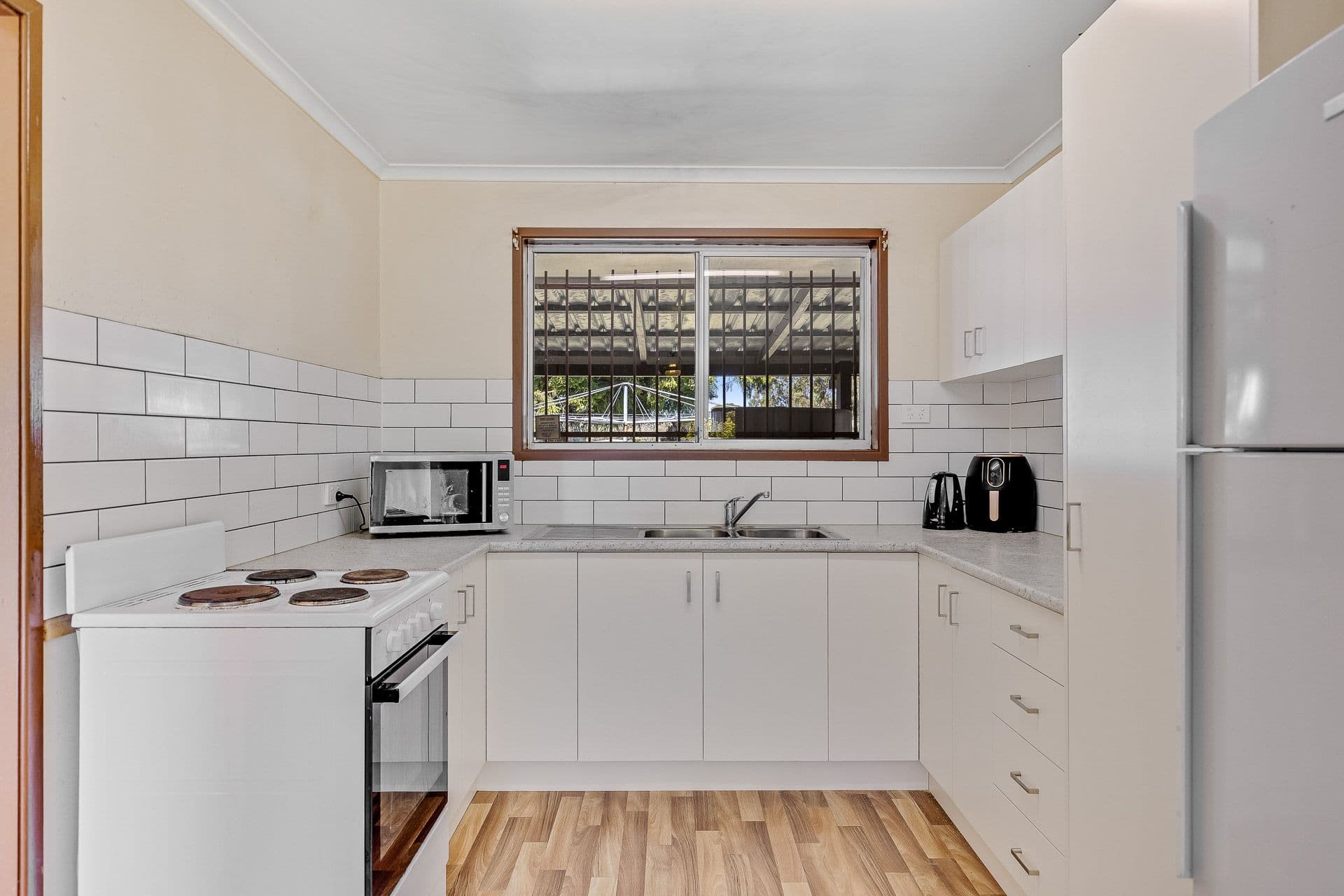 20 Lotus Crescent, Centenary Heights QLD 4350, Centenary Heights - Thumbnail 4