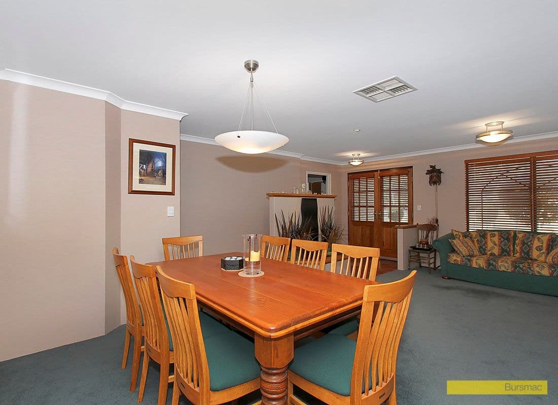 21 Nottingham Gardens, BALLAJURA WA 6066, Ballajura - Thumbnail 3