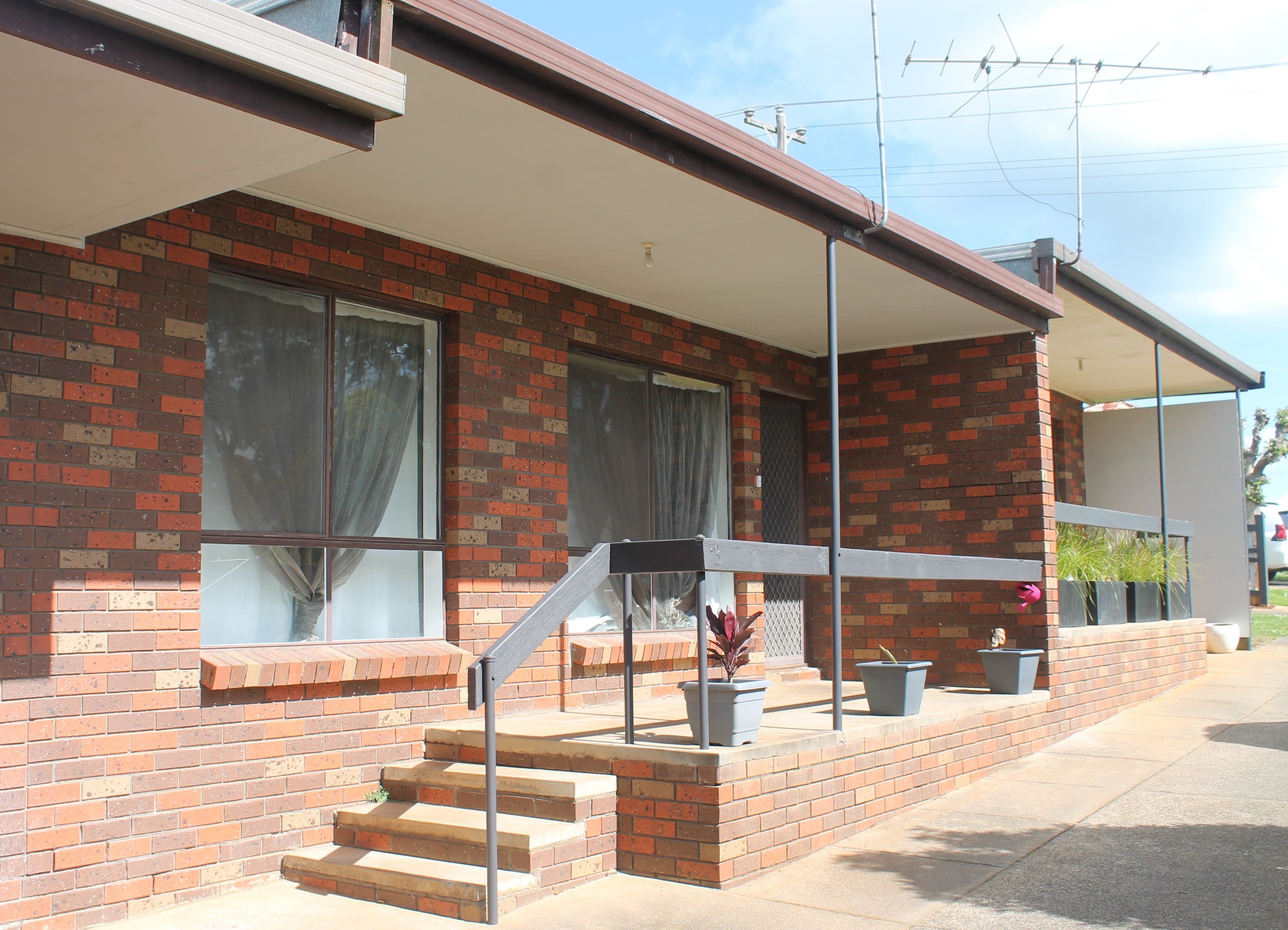 24 Main South Road, Drouin VIC 3818, Drouin - Image 1