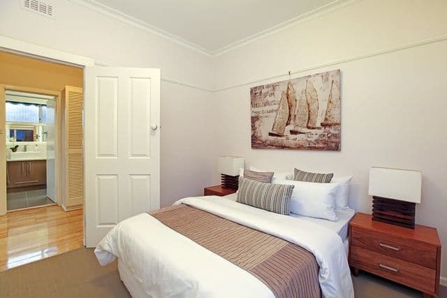 92 Royal Parade, RESERVOIR VIC 3073, Reservoir - Thumbnail 6