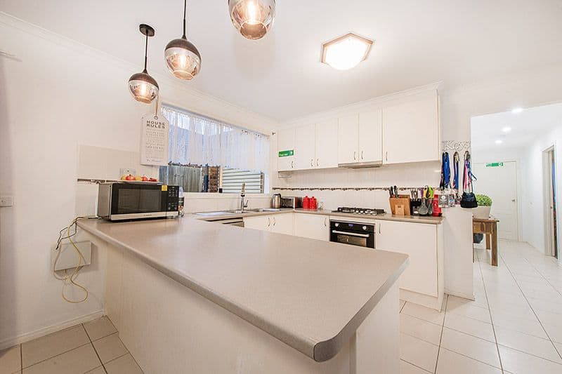 51 Calais Circuit, Cranbourne West VIC 3977, Cranbourne West - Thumbnail 3