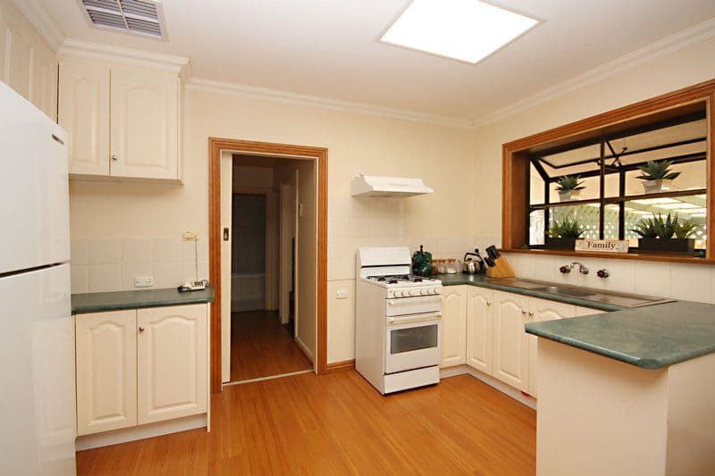 37 Hazel Grove, RIDGEHAVEN SA 5097, Ridgehaven - Thumbnail 2