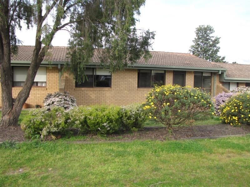 32-34 Bundarra Crescent, Tumut NSW 2720, Tumut - Image 1