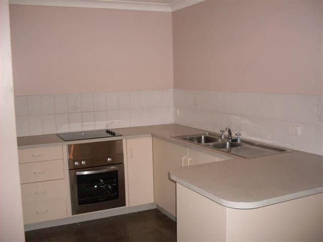 15 Poole Street, KAWANA QLD 4701, Kawana - Thumbnail 3