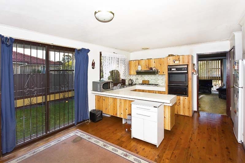4 Marble Close, BOSSLEY PARK NSW 2176, Bossley Park - Thumbnail 4