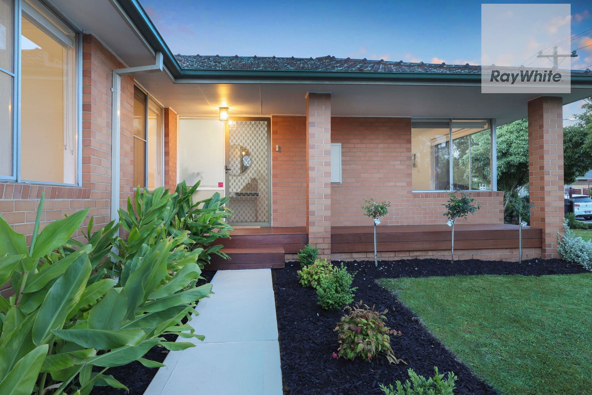 11 Barrington Crescent, Gladstone Park VIC 3043, Gladstone Park - Thumbnail 4