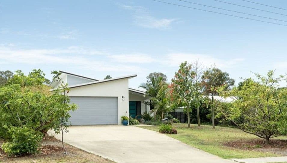 24 Corfield Street, Point Vernon QLD 4655, Point Vernon - Thumbnail 2