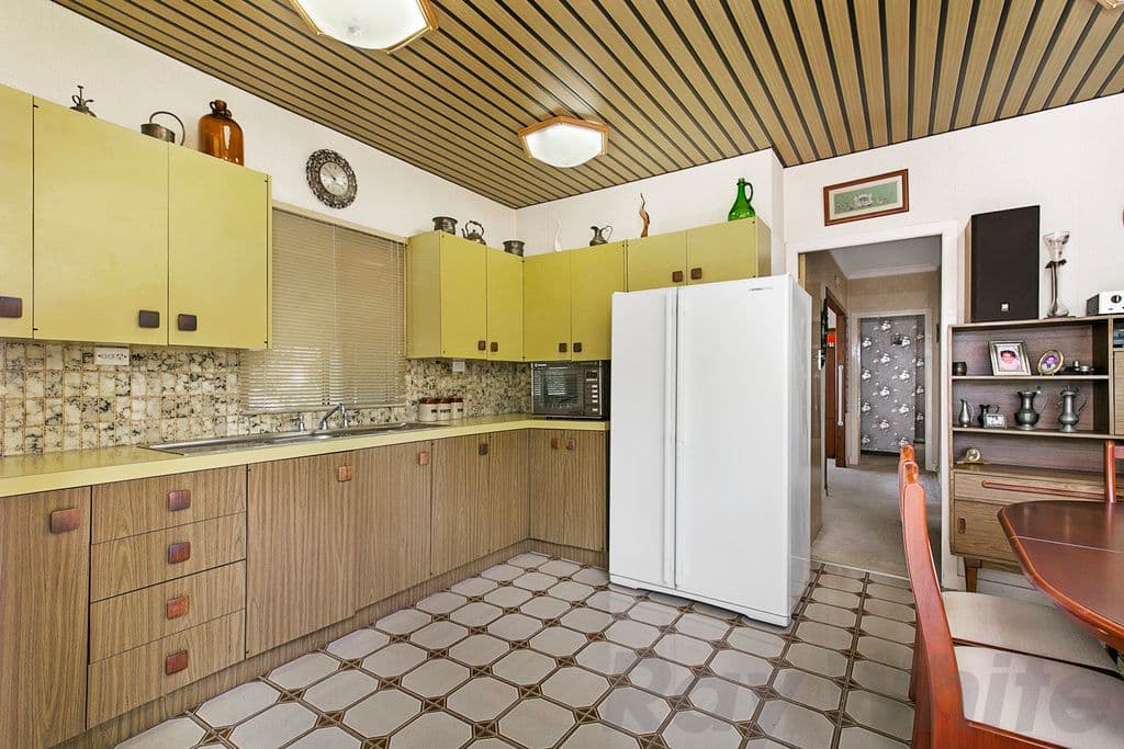 15 Castling Street, Stafford QLD 4053, Stafford - Thumbnail 2