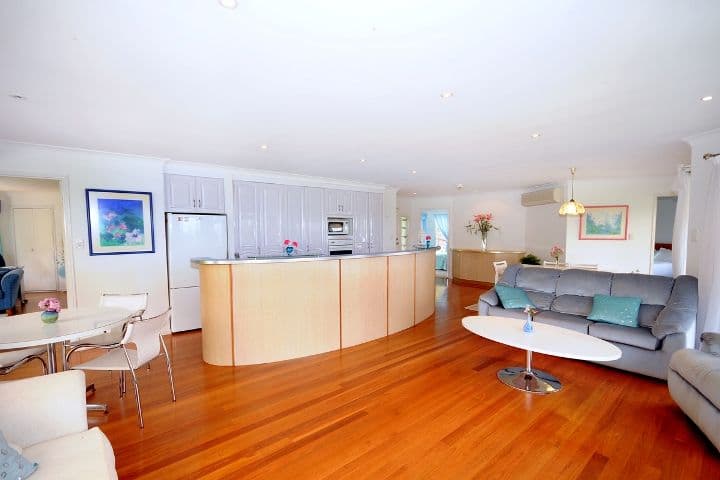 22 Beechcraft Court, WILSONTON QLD 4350, Wilsonton - Thumbnail 4