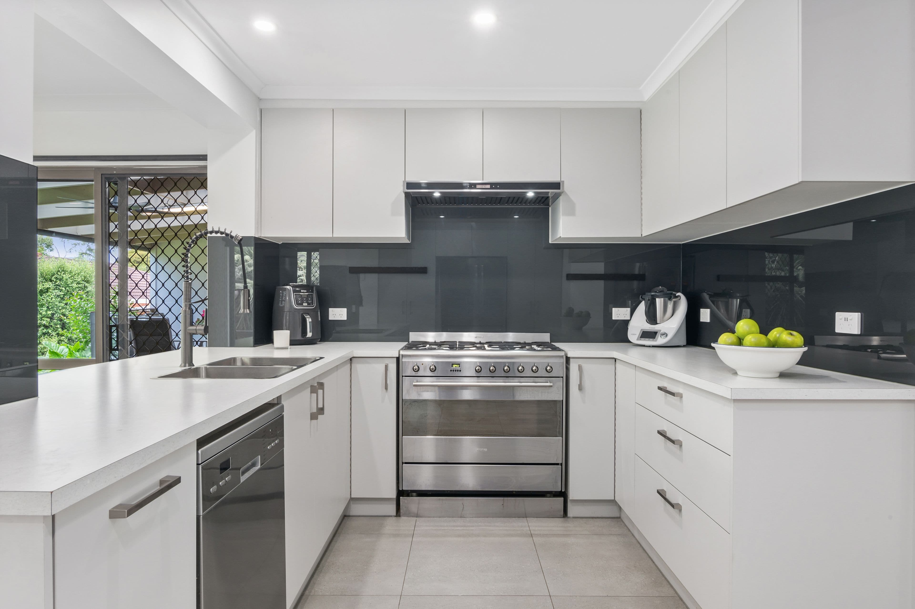 39 Illawara Crescent, Bayswater North VIC 3153, Bayswater North - Thumbnail 3