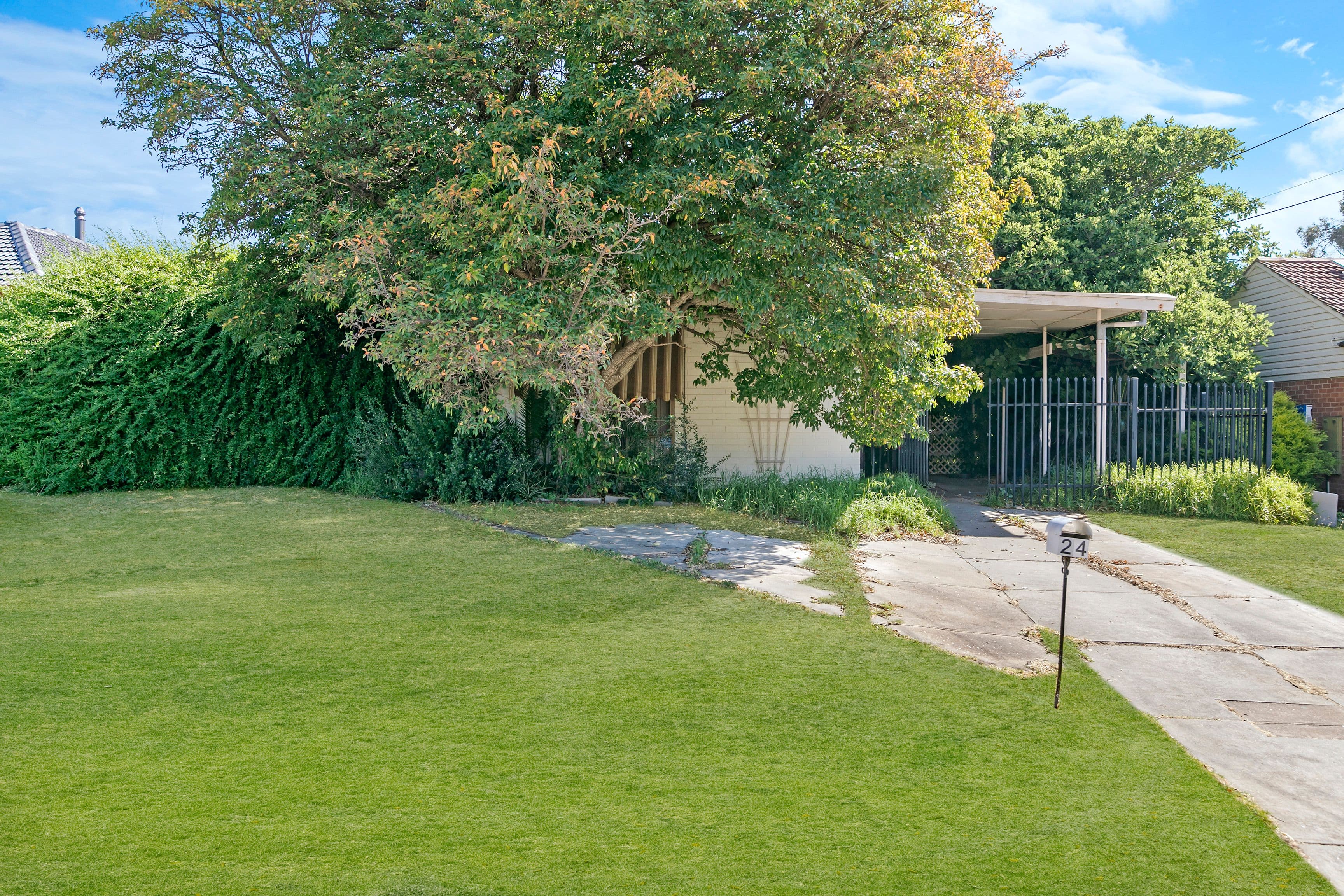 24 Churchill Drive, Modbury North SA 5092, Modbury North - Thumbnail 2