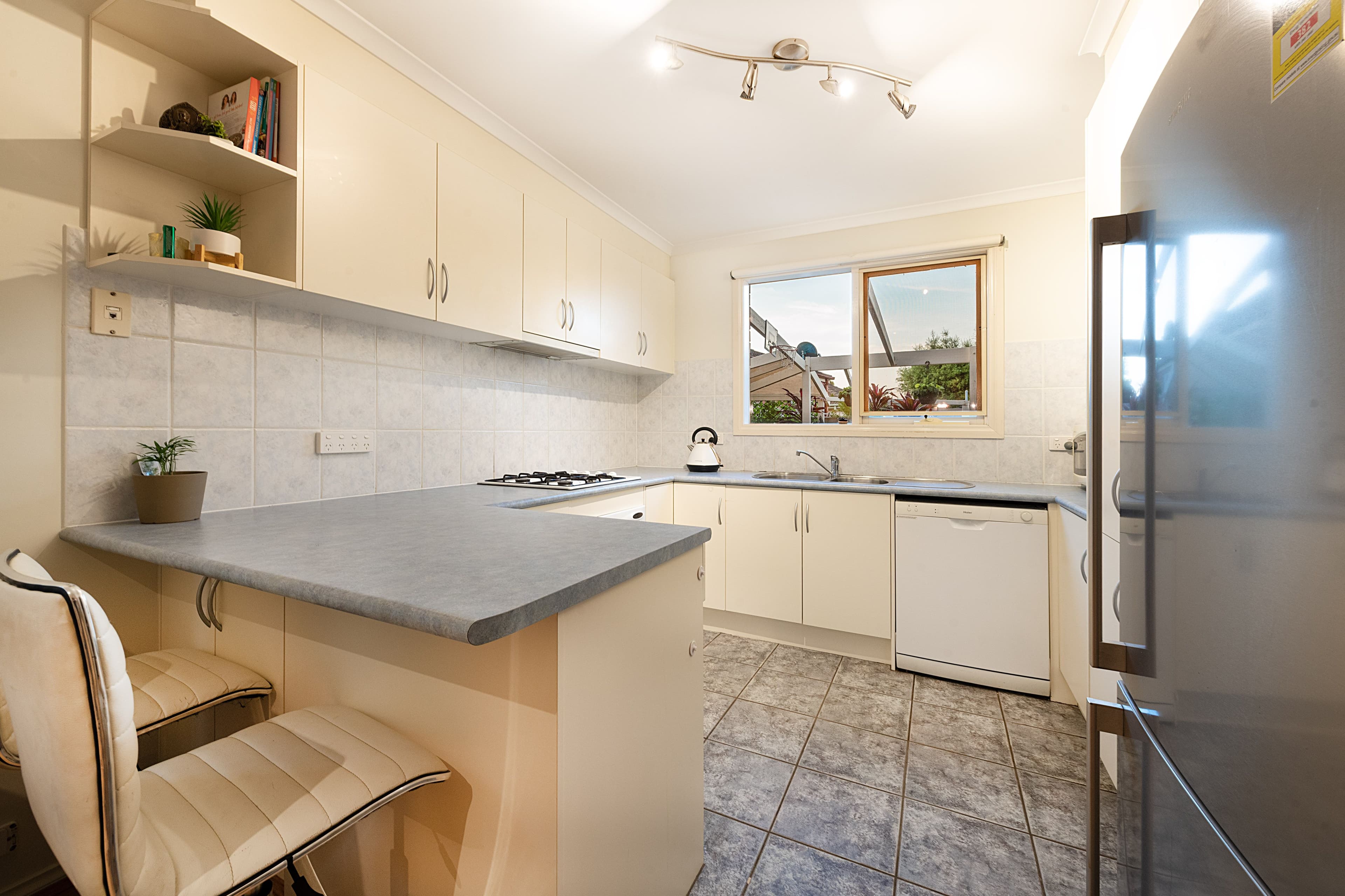11 Armstrong Road, Bayswater VIC 3153, Bayswater - Thumbnail 4