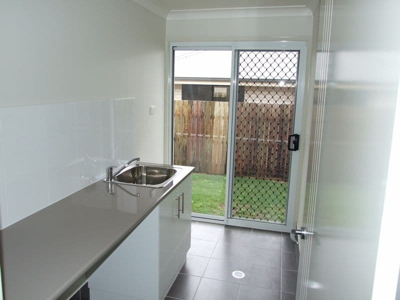 2. Hendra Court, HIGHFIELDS QLD 4352, Highfields - Thumbnail 8