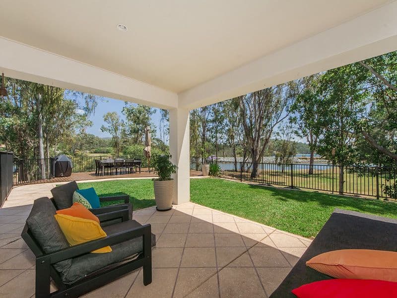 19 Brittany Drive, Oxenford QLD 4210, Oxenford - Thumbnail 8