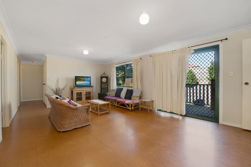 193 Esplanade South, DECEPTION BAY QLD 4508, Deception Bay - Thumbnail 4