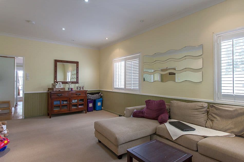 23 Doncaster Street, NEWTOWN QLD 4350, Newtown - Thumbnail 3