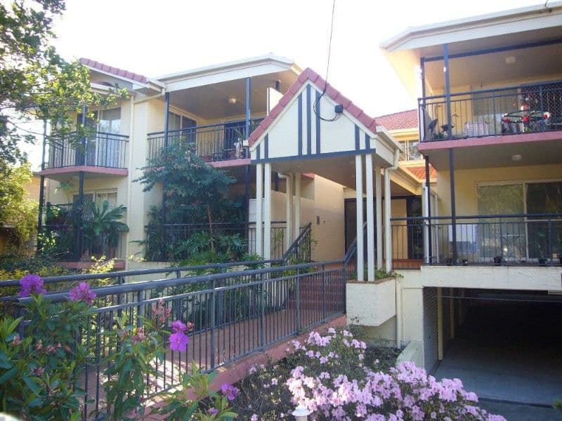 101 Oxford Terrace, TARINGA QLD 4068, Taringa - Image 1