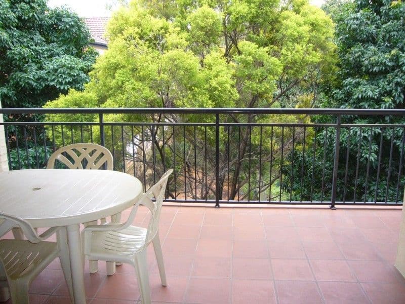 101 Oxford Terrace, TARINGA QLD 4068, Taringa - Thumbnail 4