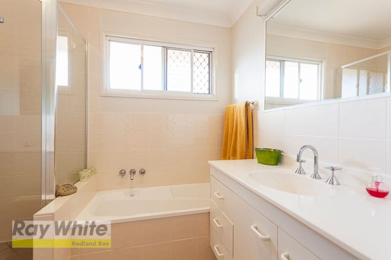 66 Freeth Street, ORMISTON QLD 4160, Ormiston - Thumbnail 8