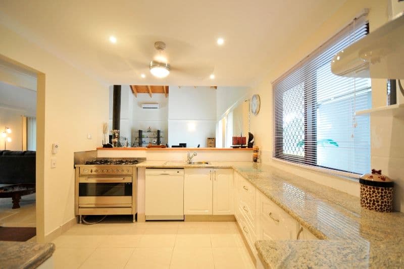 25 Arthur Payne Court, WORONGARY QLD 4213, Worongary - Thumbnail 2