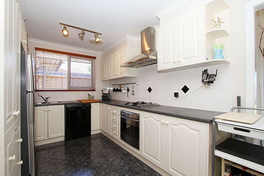5 Northam Court, MILL PARK VIC 3082, Mill Park - Thumbnail 2