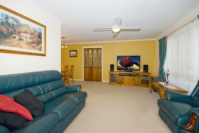 64 Jardine Drive, SPRINGWOOD QLD 4127, Springwood - Thumbnail 3