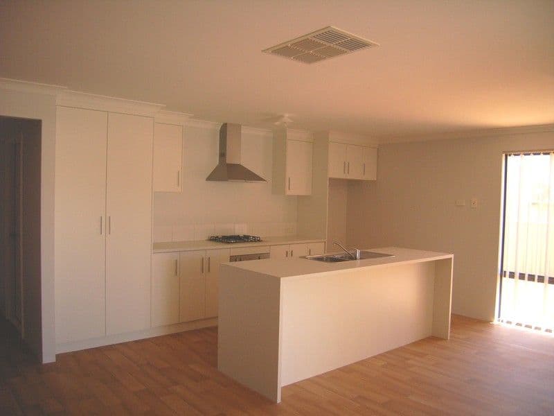14 Ocean Drive, PORT DENISON WA 6525, Port Denison - Thumbnail 3