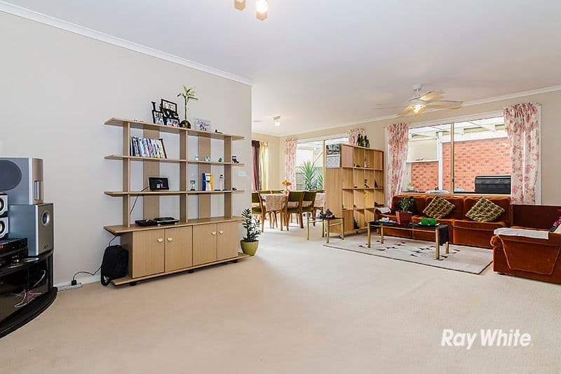 31 Bates Street, Cranbourne West VIC 3977, Cranbourne West - Thumbnail 6
