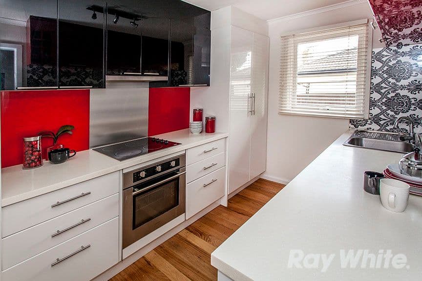 126 Heatherdale Road, MITCHAM VIC 3132, Mitcham - Thumbnail 2