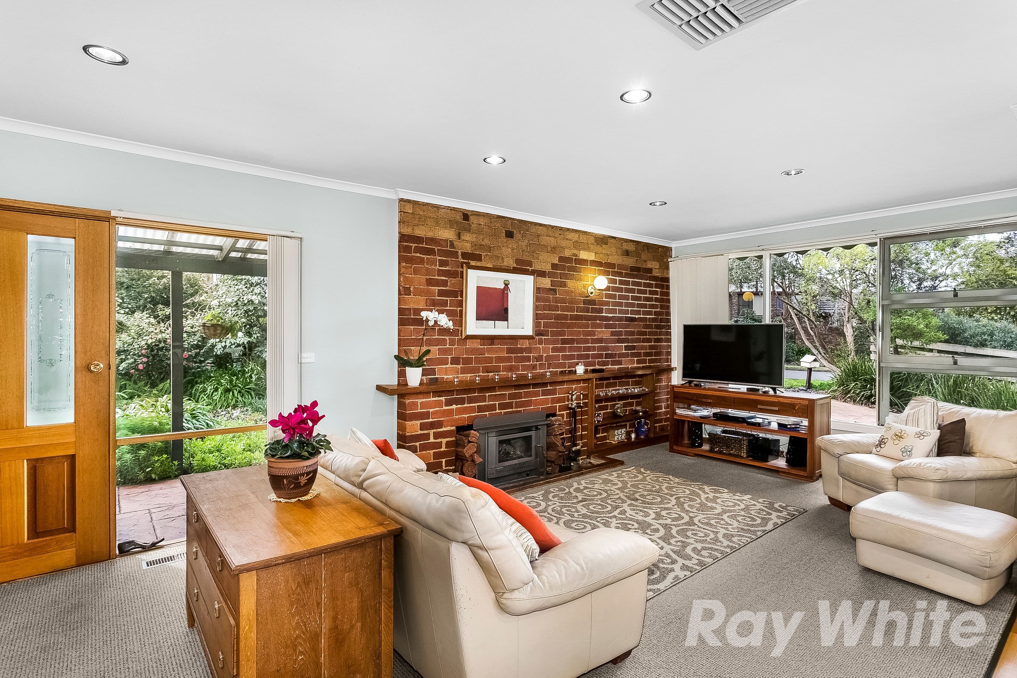 33 Aurisch Avenue, Glen Waverley VIC 3150, Glen Waverley - Thumbnail 5