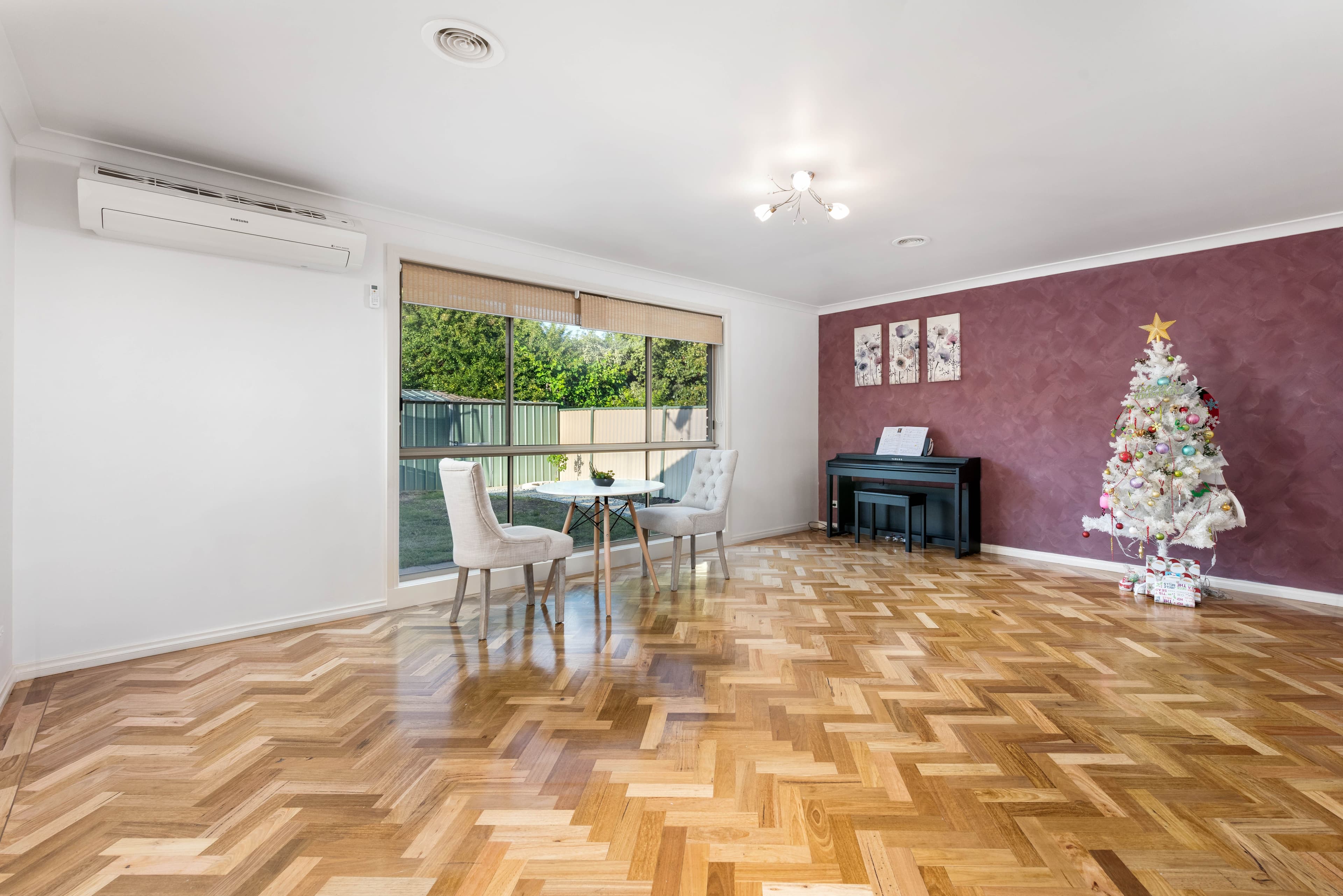 31 Doreen Rogen Way, South Morang VIC 3752, South Morang - Thumbnail 2