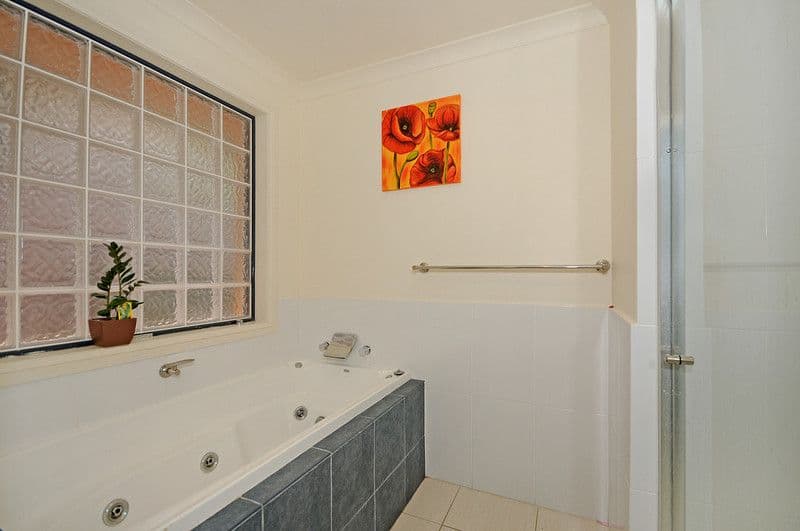 50 Redwood Avenue, JERRABOMBERRA NSW 2619, Jerrabomberra - Thumbnail 7