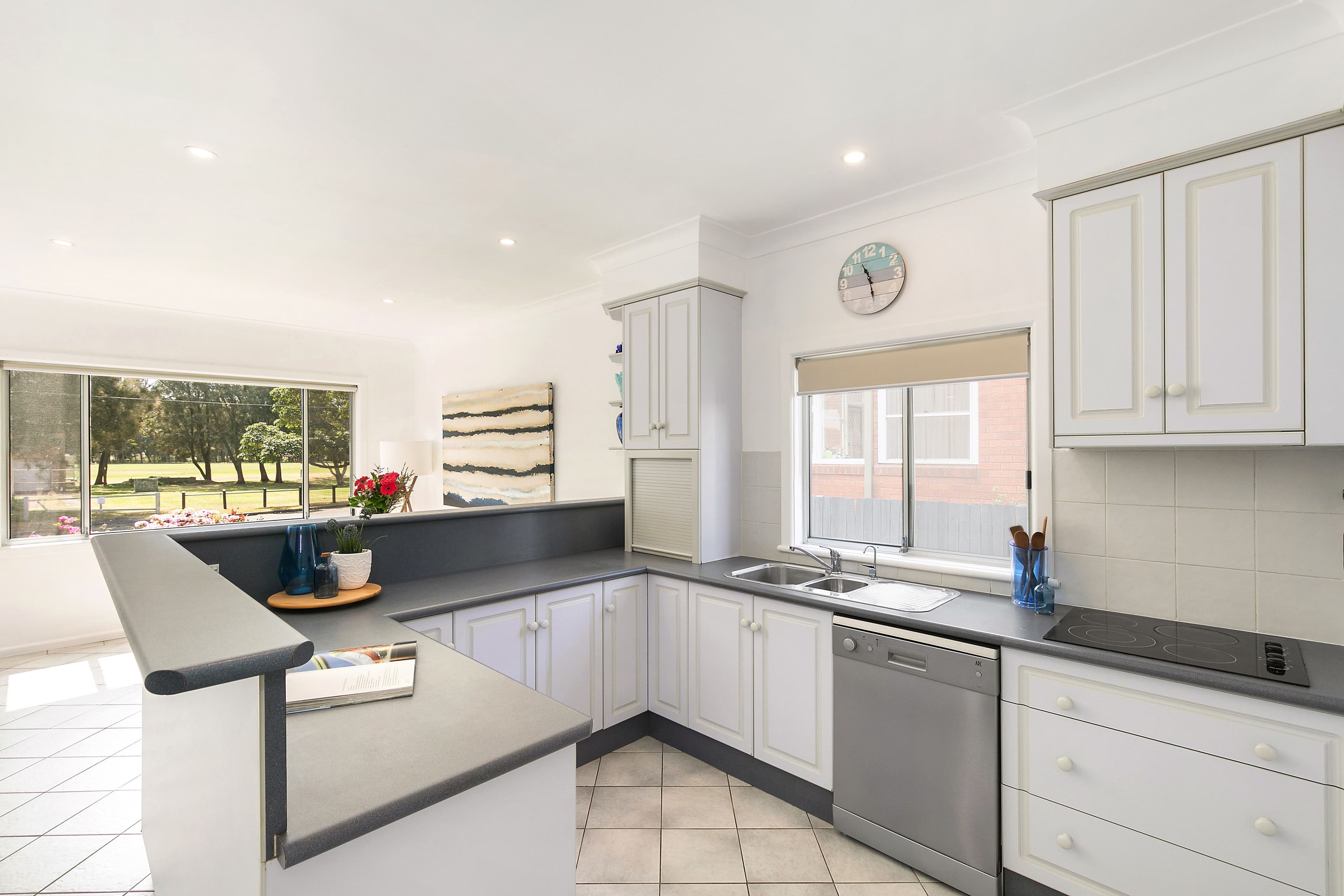 46 Stirgess Avenue, Curl Curl - Thumbnail 3