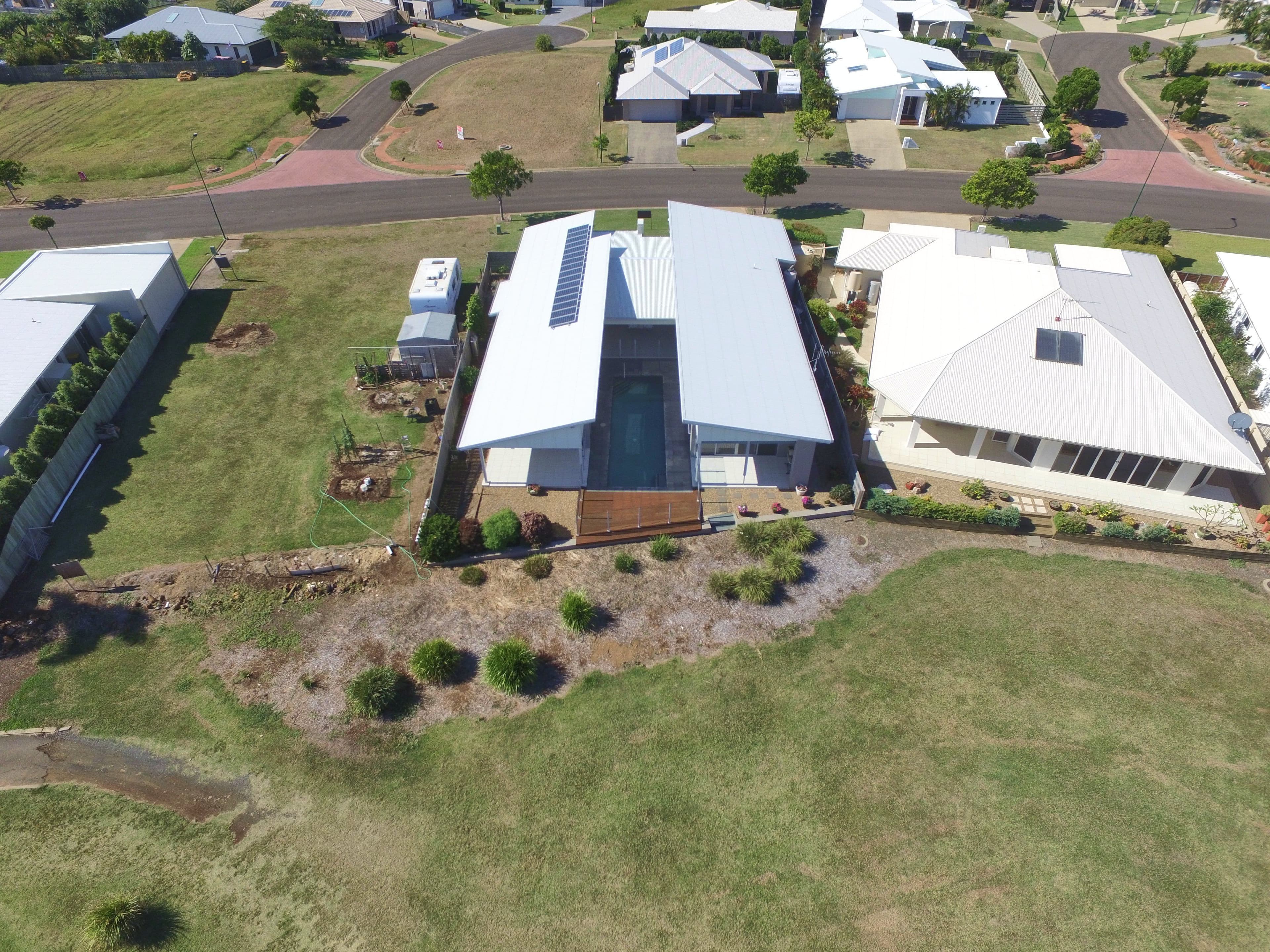 32 Bisdee Street, Coral Cove QLD 4670, Coral Cove - Thumbnail 3