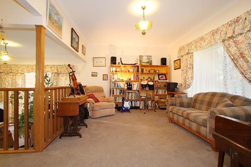 8 Schneider Street, FERNTREE GULLY VIC 3156, Ferntree Gully - Thumbnail 4