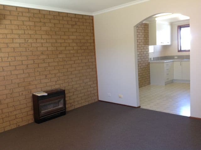 152 High Street, HEATHCOTE VIC 3523, Heathcote - Thumbnail 3