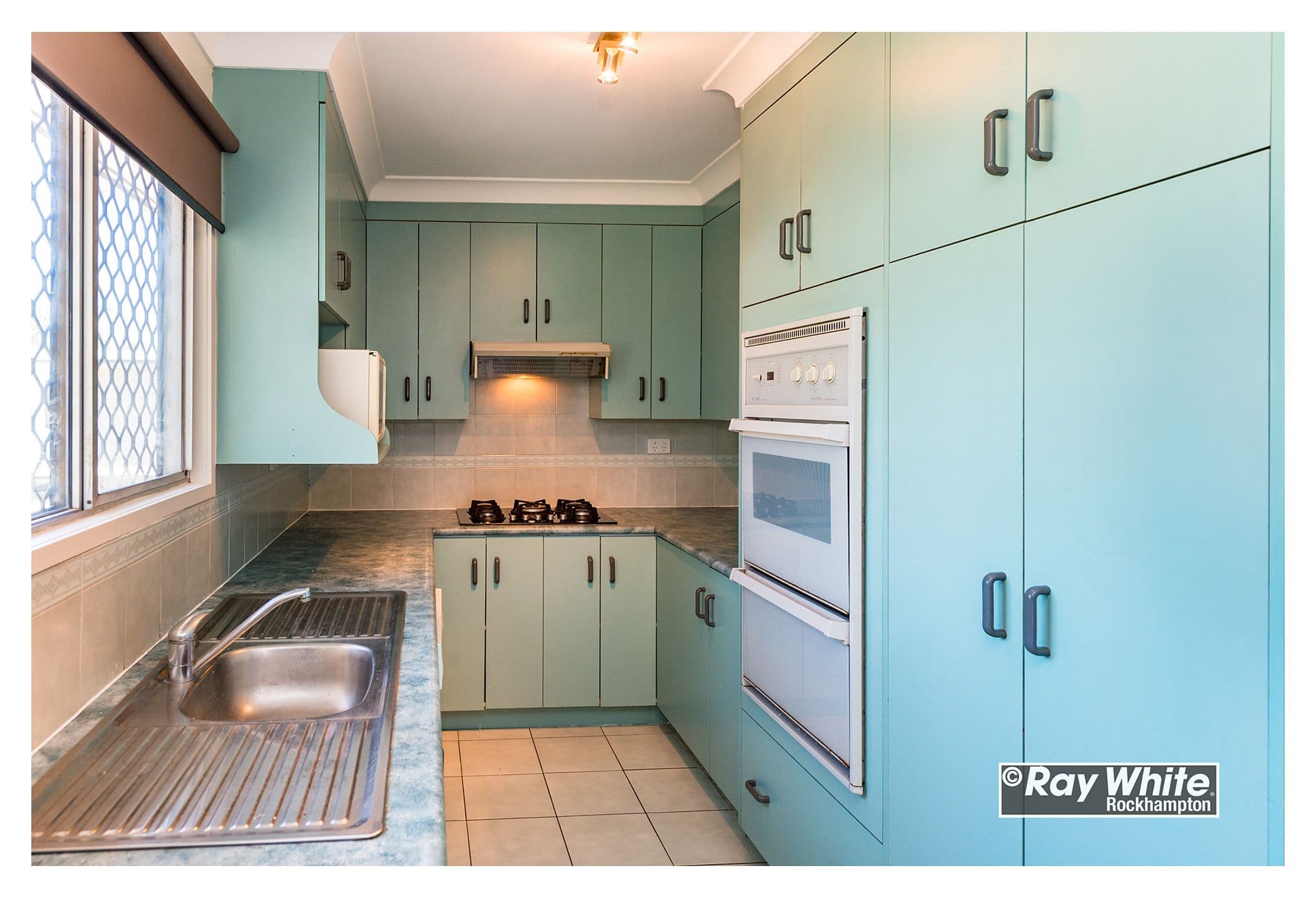 24 Roderkirchen Street, Kawana QLD 4701, Kawana - Thumbnail 2